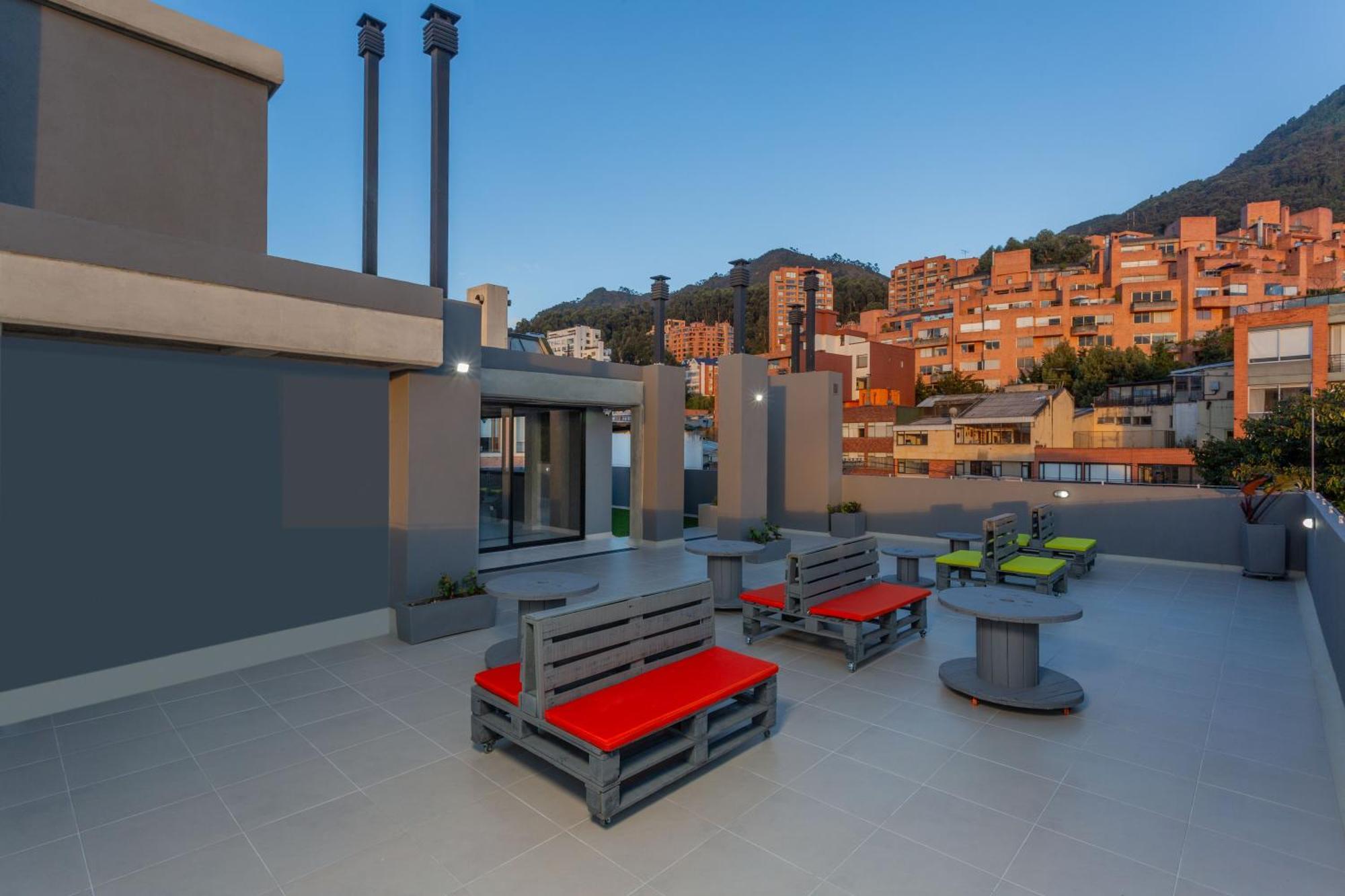 Suites Chapinero Alto Богота Екстериор снимка